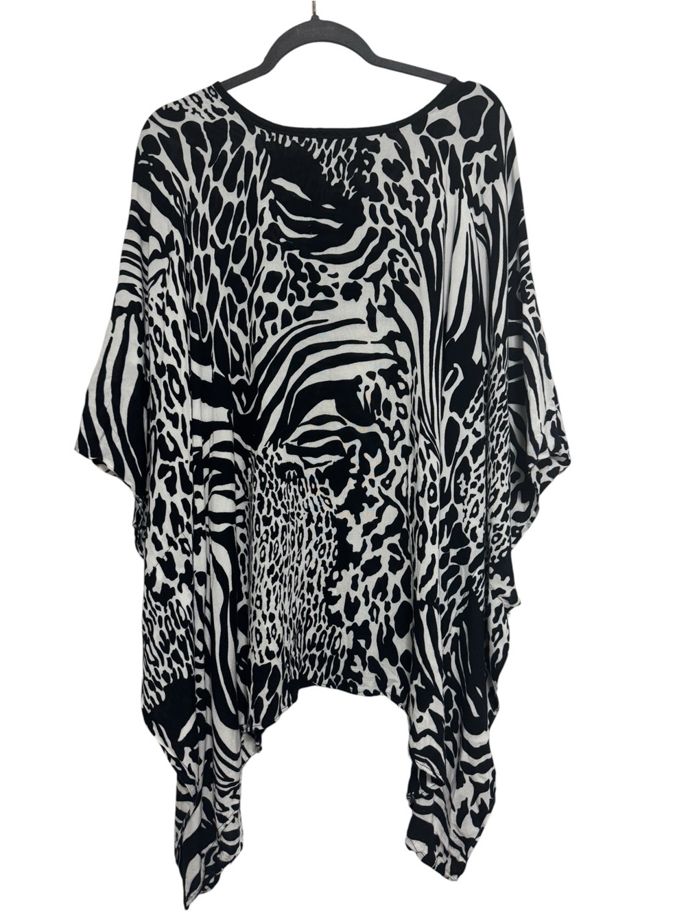 Black & White Animal Print Poncho Top - Picture 1 of 2